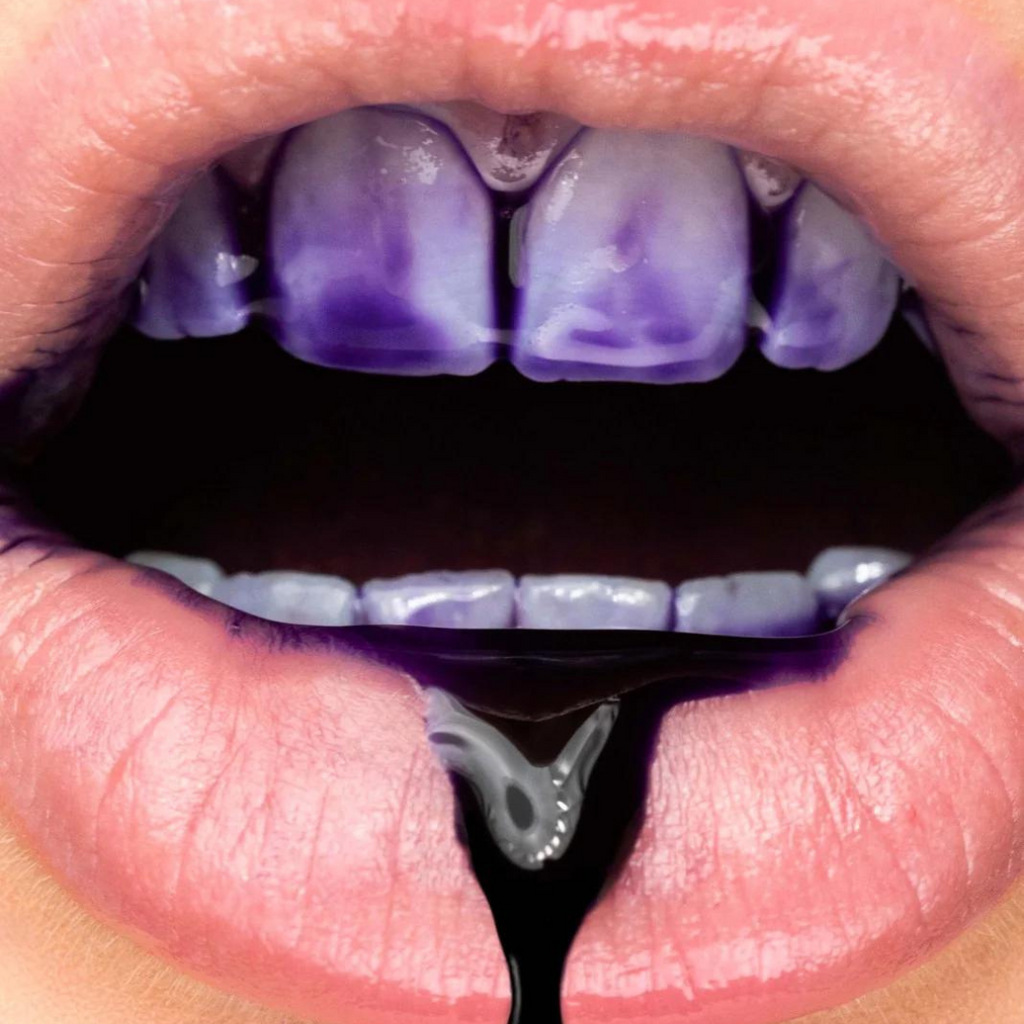 CREMA DENTAL BLANQUEADORA PURPURA